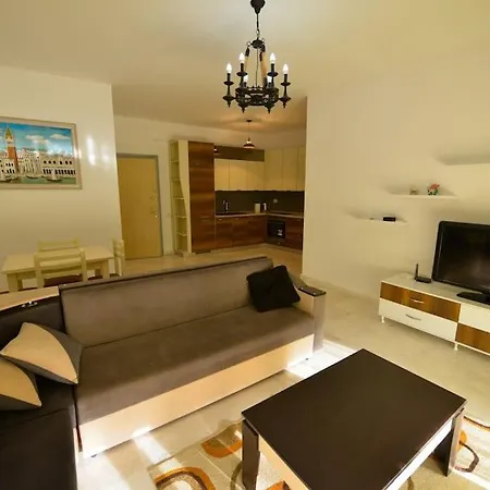 Apartment Beachside Hill